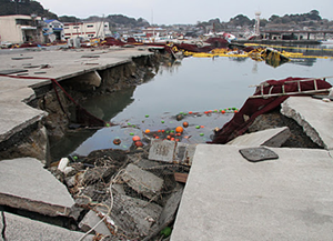 『震災当時の大津漁港』の画像
