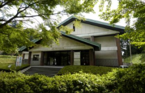ふるさと歴史民俗伝承館