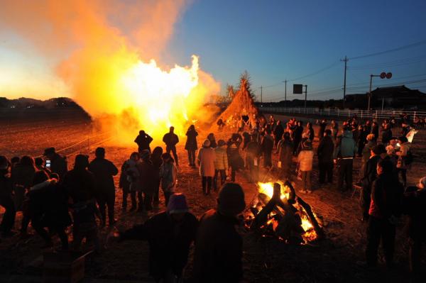 『佳作　鳥追祭クライマックス（佐藤邦夫）』の画像